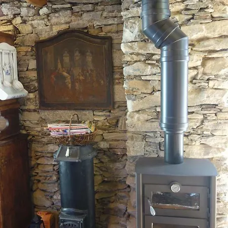 Cannobio: Gemutliche Ferienwohnung Mit Schonem Ausblick كانوبيو