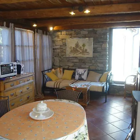 Cannobio: Gemutliche Ferienwohnung Mit Schonem Ausblick شقة *