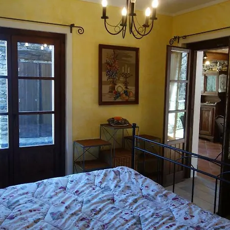 Cannobio: Gemutliche Ferienwohnung Mit Schonem Ausblick Apartment *